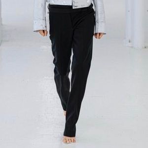 Helmet lang green cigarette trouser. 100% viscose 100% silk lined pockets